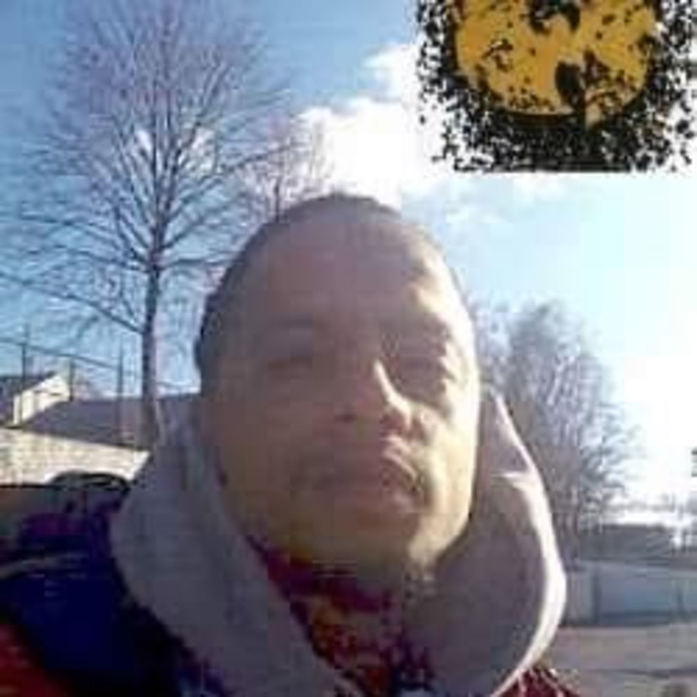 Meet your Posher, Luis